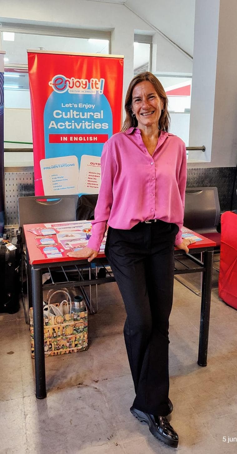 Carmela Flores at an Enjoy it! Culture in English stand